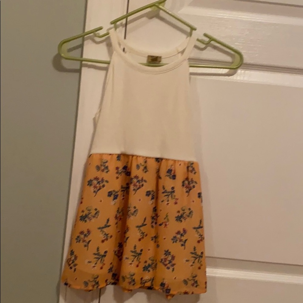 floral tank top